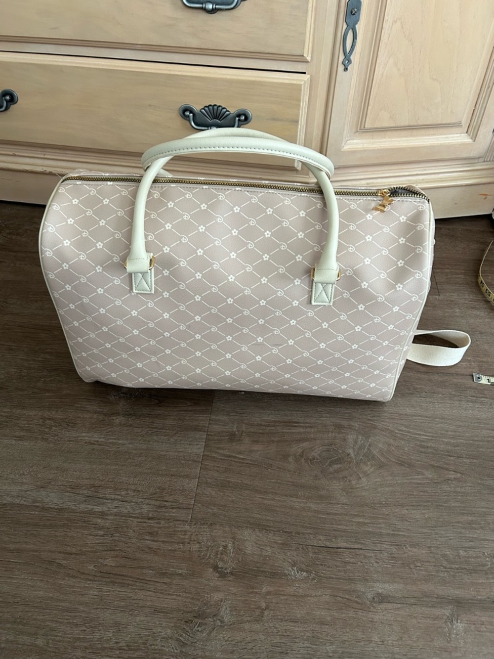 Bambi NWT DISNEY Beige Satchel Bag with Strap - Picture 2 of 5